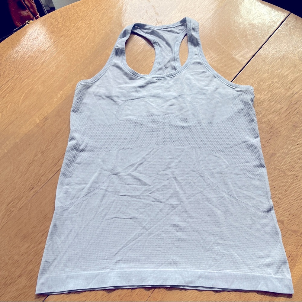 Lululemon Swiftly Racer Back Tank Top light Blue size 10